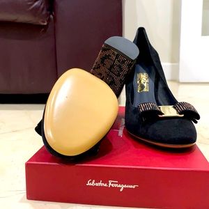 New shoes, Salvadore Ferragamo, Size 9b